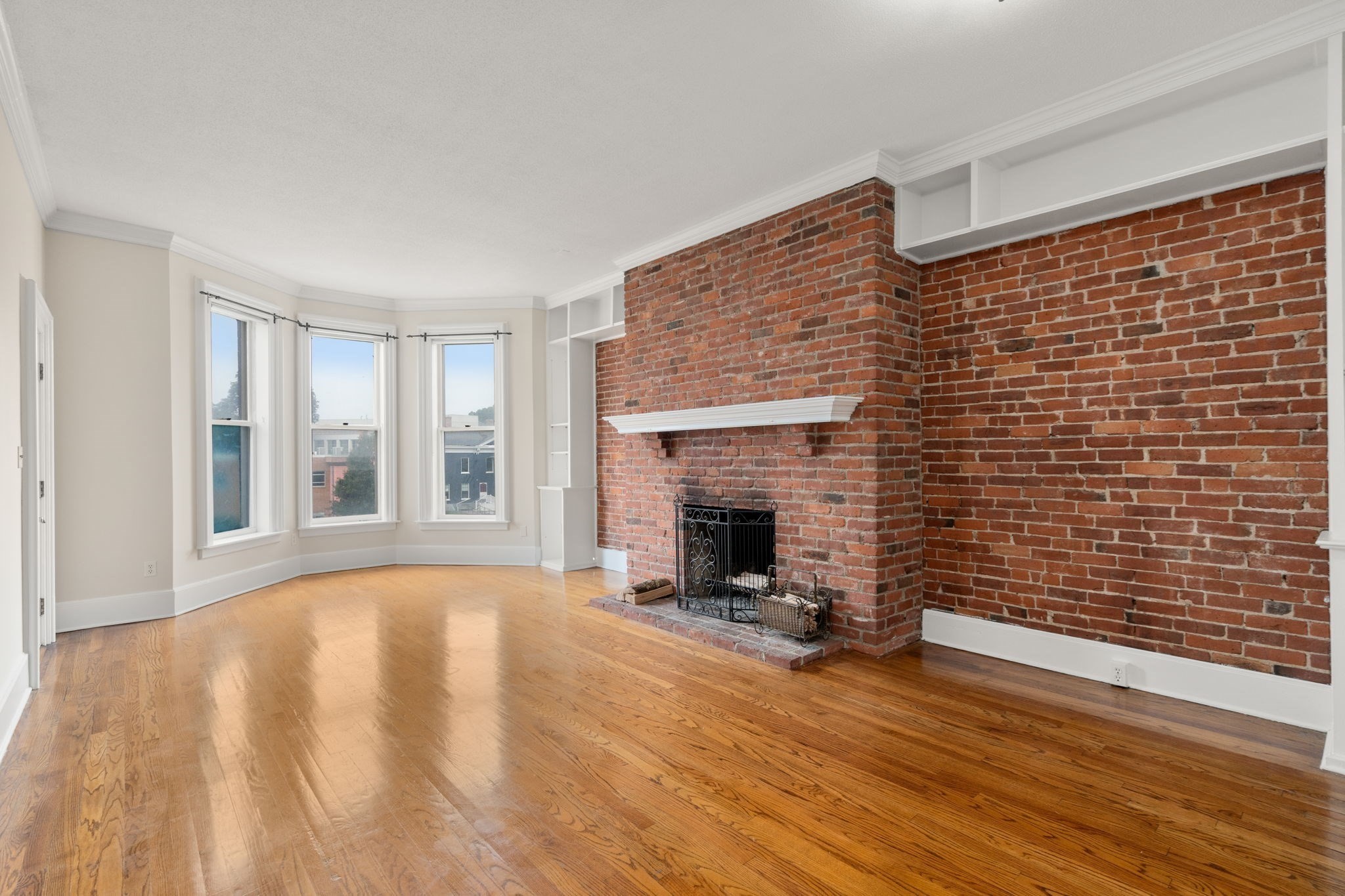 72 Temple Street, Unit 3 Springfield, MA 01105 - Photo 13 of 19 Gallery Image 13