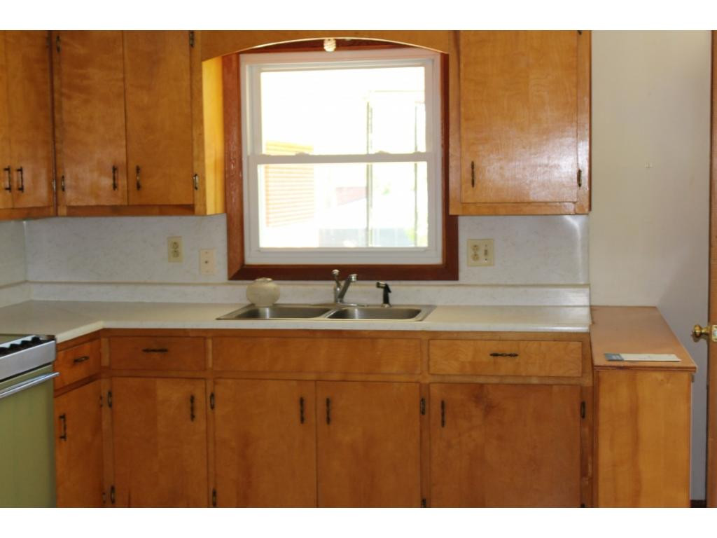 175 Hopson Road Johnson City, TN 37601 - Photo 22 of 28 kitchen in apartment
