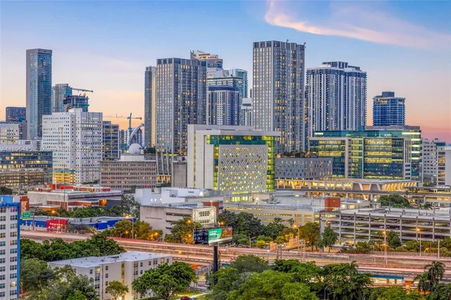 $395,000 | 10 Southwest South River Drive, Unit PHI15, Miami, FL 33130