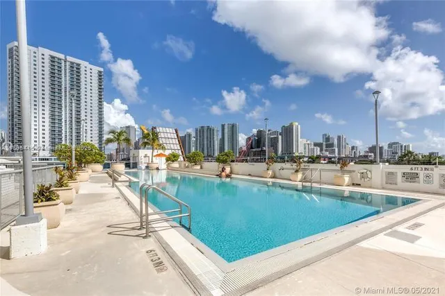 $395,000 | 10 Southwest South River Drive, Unit PHI15, Miami, FL 33130