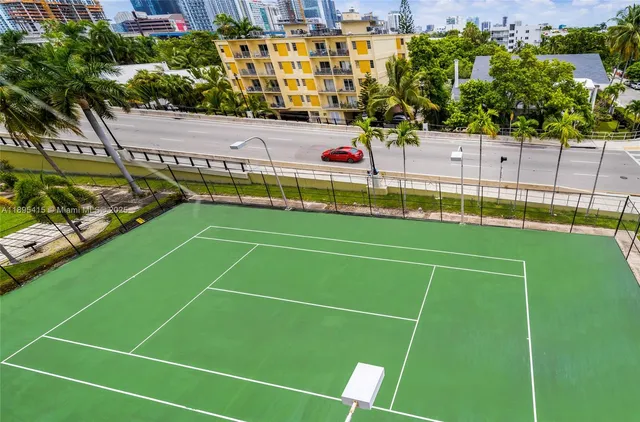 $395,000 | 10 Southwest South River Drive, Unit PHI15, Miami, FL 33130