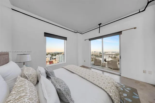 $395,000 | 10 Southwest South River Drive, Unit PHI15, Miami, FL 33130