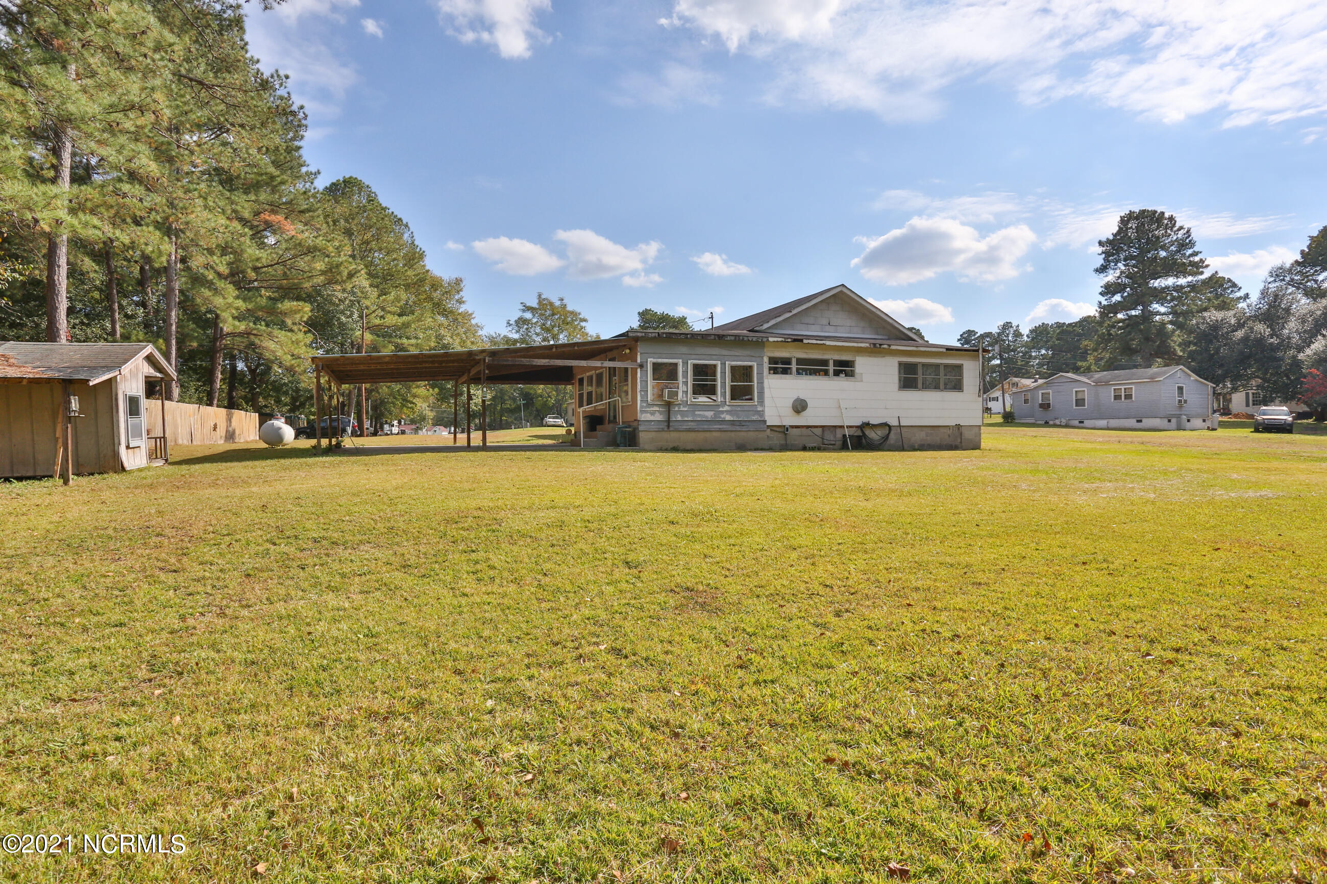 113 Grant Street Rockingham, NC 28379 - Photo 21 of 27 2Z1A1081