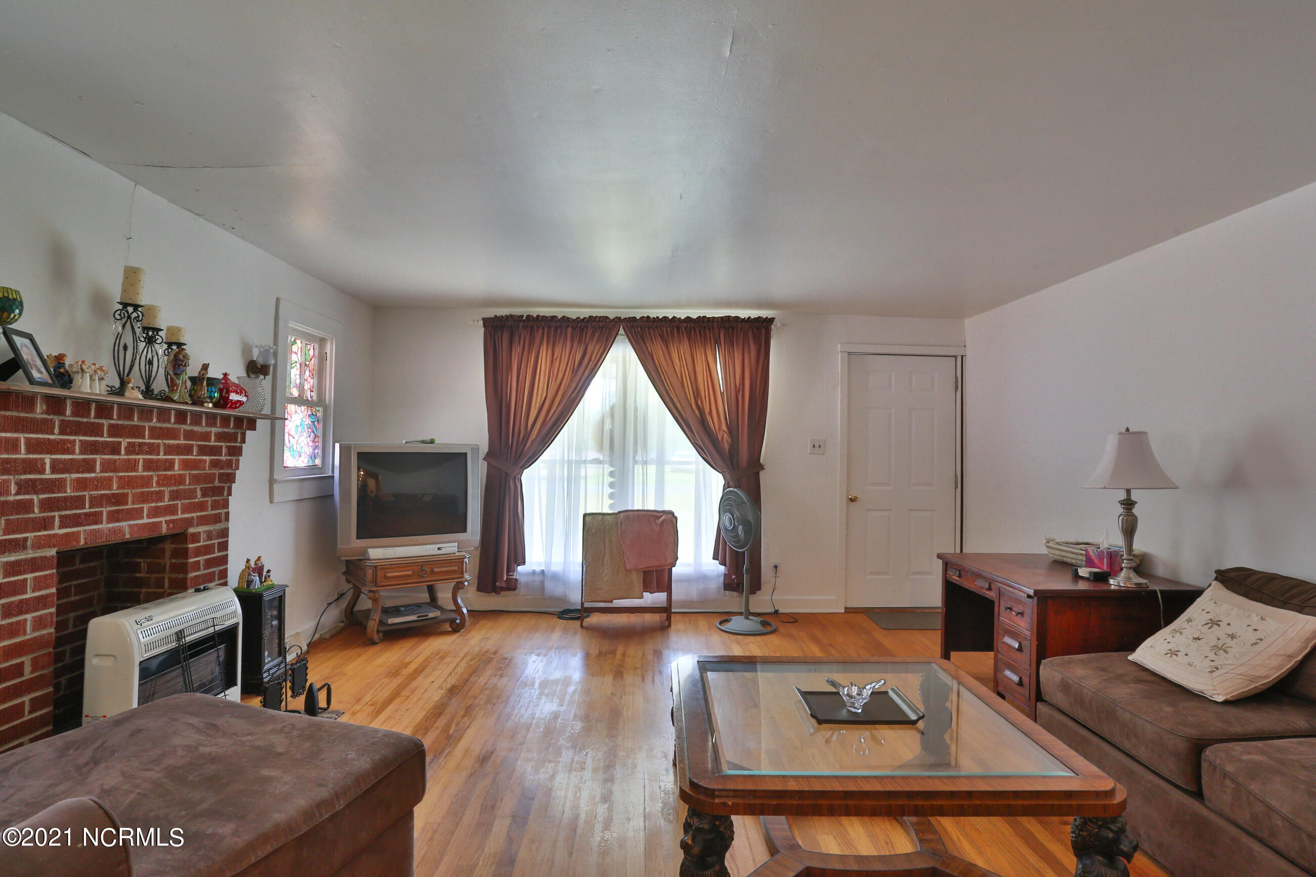 113 Grant Street Rockingham, NC 28379 - Photo 4 of 27 2Z1A0985