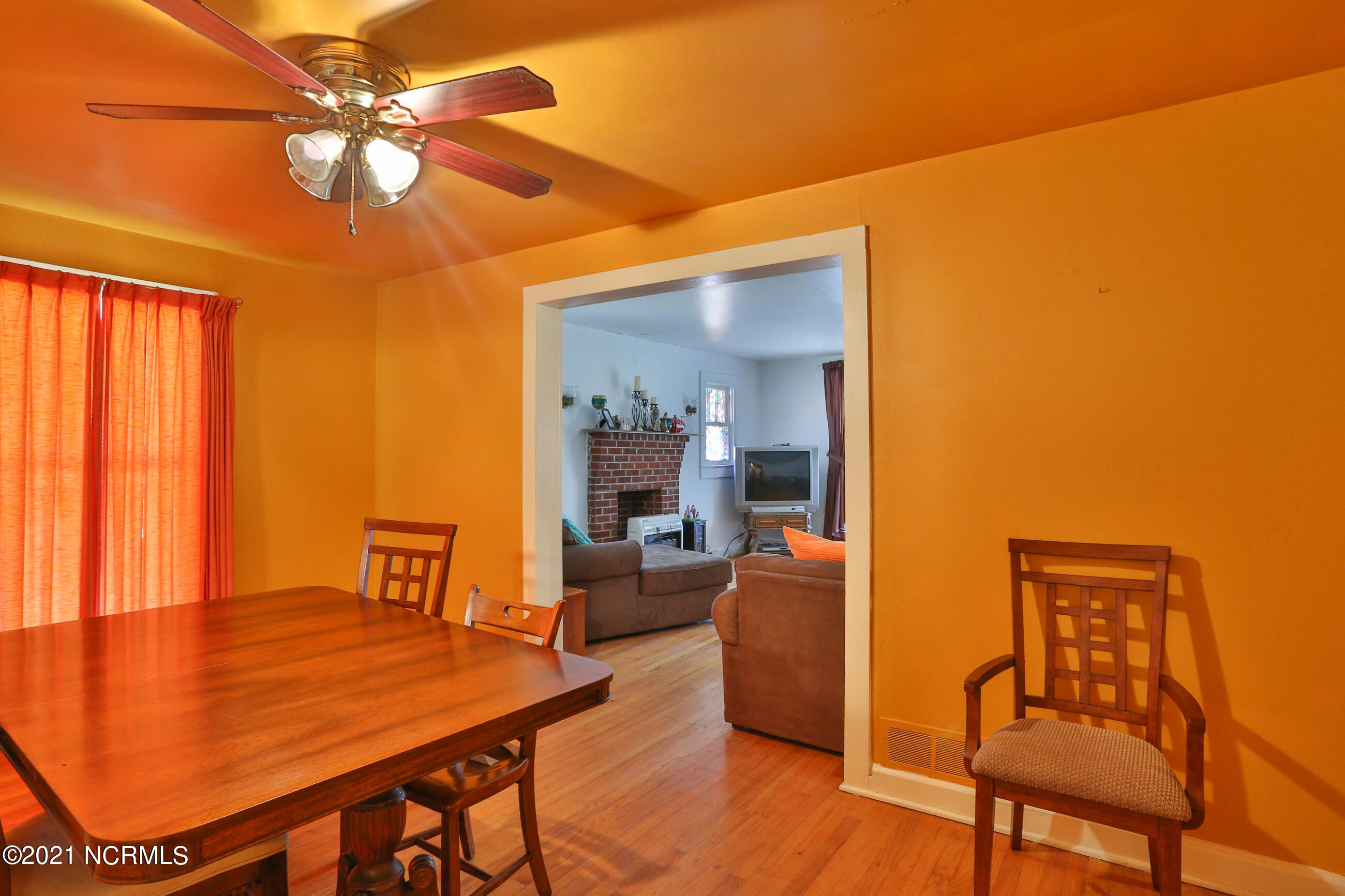 113 Grant Street Rockingham, NC 28379 - Photo 8 of 27 2Z1A0997