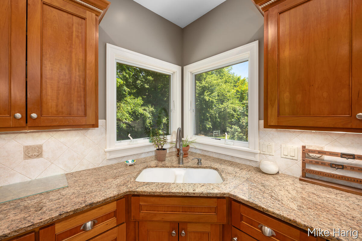 3012 Hunters Drive Jenison, MI 49428 - Photo 6 of 49 3012-Hunters_019