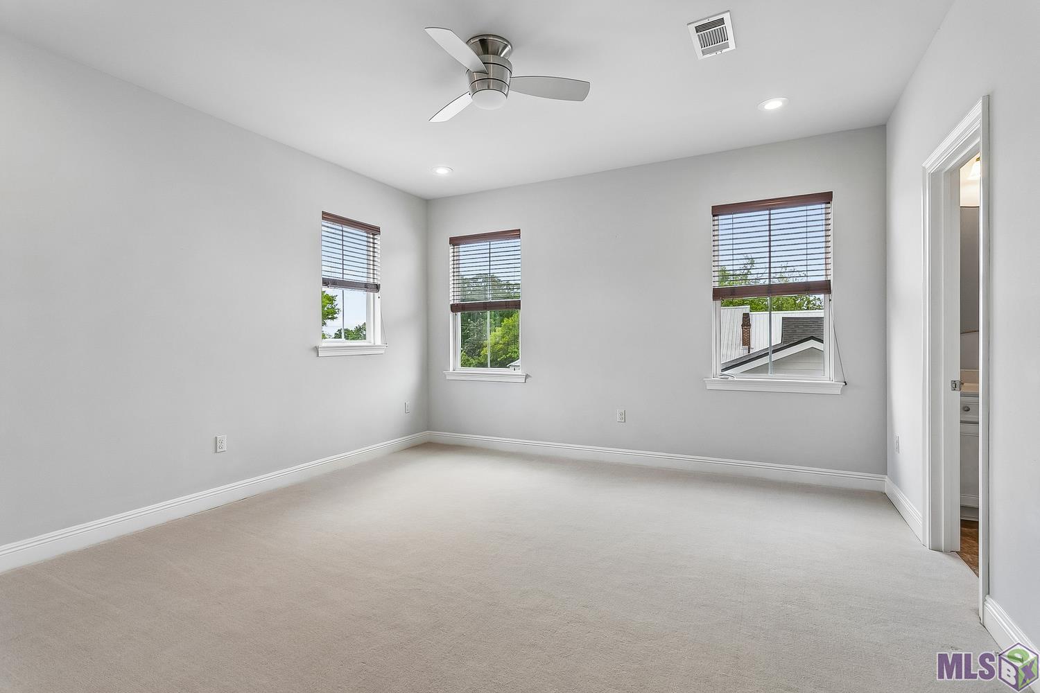 222 Lafitte Street Mandeville, LA 70448 - Photo 18 of 31
