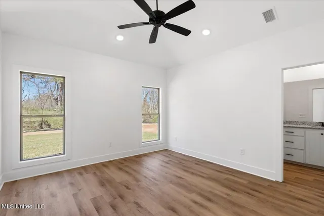 $275,500 | 107 Northeast Adams Avenue, Magee, MS 39111