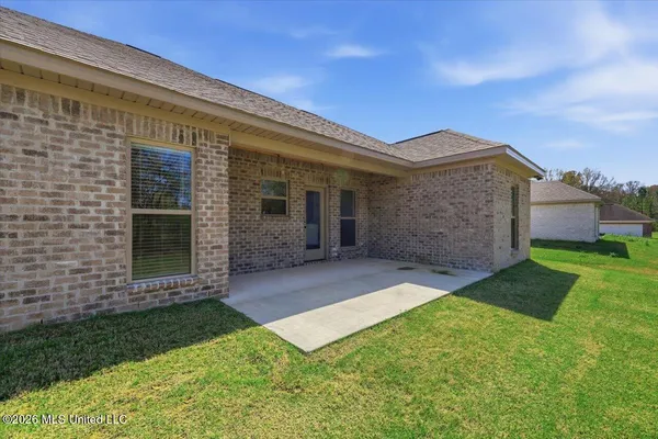 $274,900 | 107 Northeast Adams Avenue, Magee, MS 39111