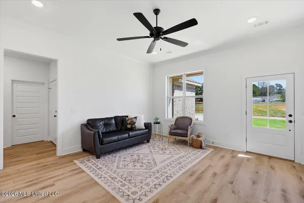 $274,900 | 107 Northeast Adams Avenue, Magee, MS 39111