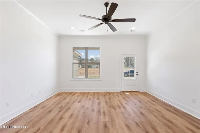 $275,500 | 107 Northeast Adams Avenue, Magee, MS 39111