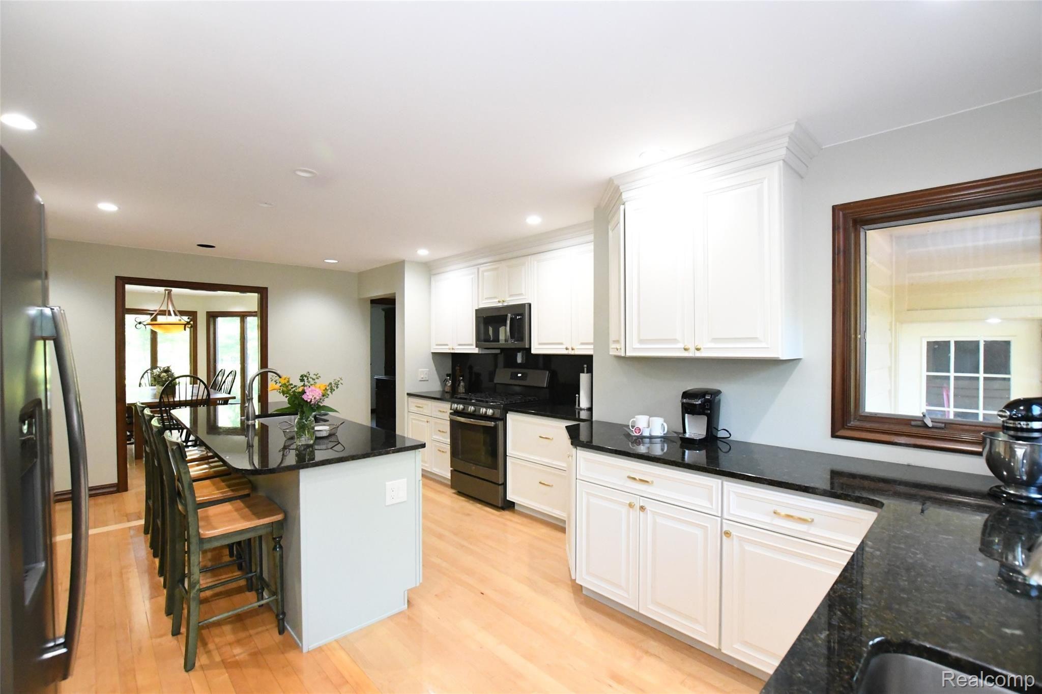 10465 Rathbun Road Birch Run, MI 48415 - Photo 3 of 27 Rath 2.jpg