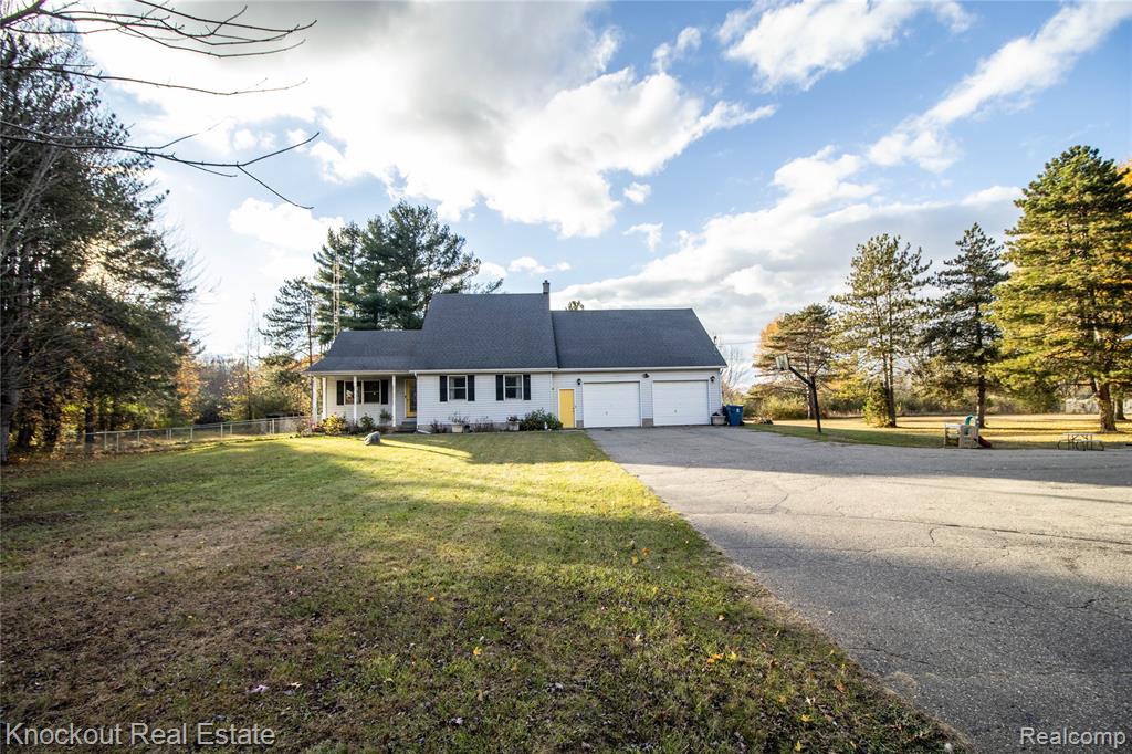 11435 Duffield Road Montrose, MI 48457 - Photo 2 of 55