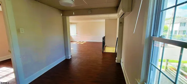 $1,950 | 239 Roosevelt Avenue, Unit 2, Northfield, NJ 08225