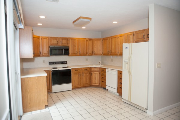 610 Ridgefield Circle, Unit A Clinton, MA 01510 - Photo 11 of 30 Gallery Image 11