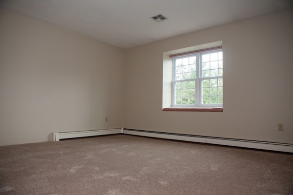 610 Ridgefield Circle, Unit A Clinton, MA 01510 - Photo 16 of 30 Gallery Image 16