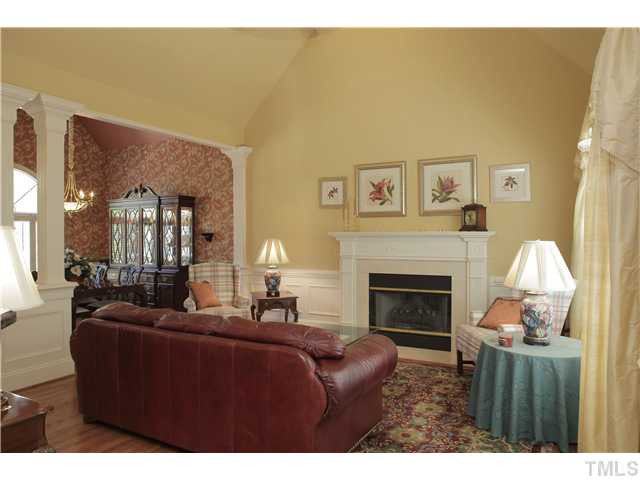 7904 Mayapple Place Raleigh, NC 27613 - Photo 6 of 24 Den/Family/Great Room