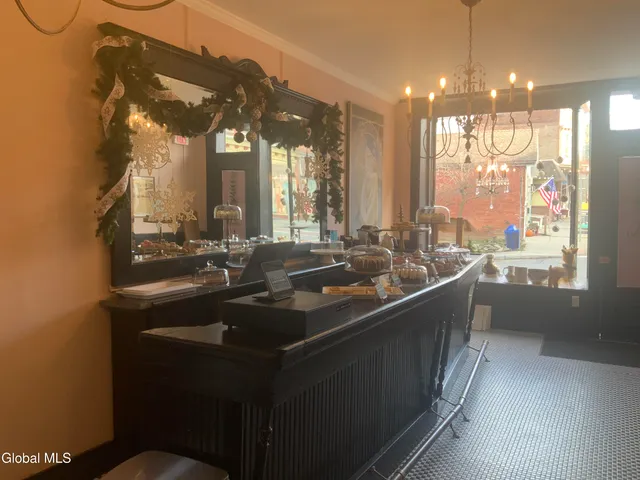 $750,000 | 15 Church Street, Hoosick Falls, NY 12090