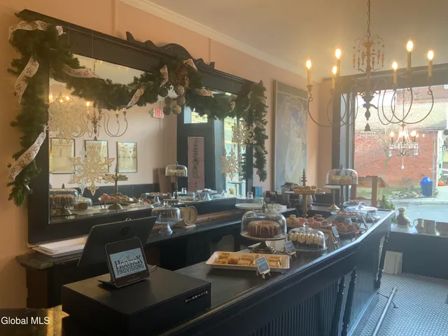 $750,000 | 15 Church Street, Hoosick Falls, NY 12090