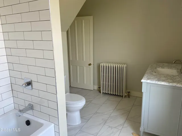 $750,000 | 15 Church Street, Hoosick Falls, NY 12090