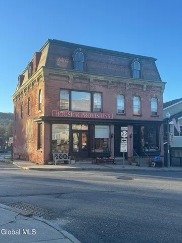 $750,000 | 15 Church Street, Hoosick Falls, NY 12090
