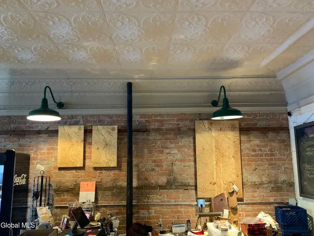 $750,000 | 15 Church Street, Hoosick Falls, NY 12090