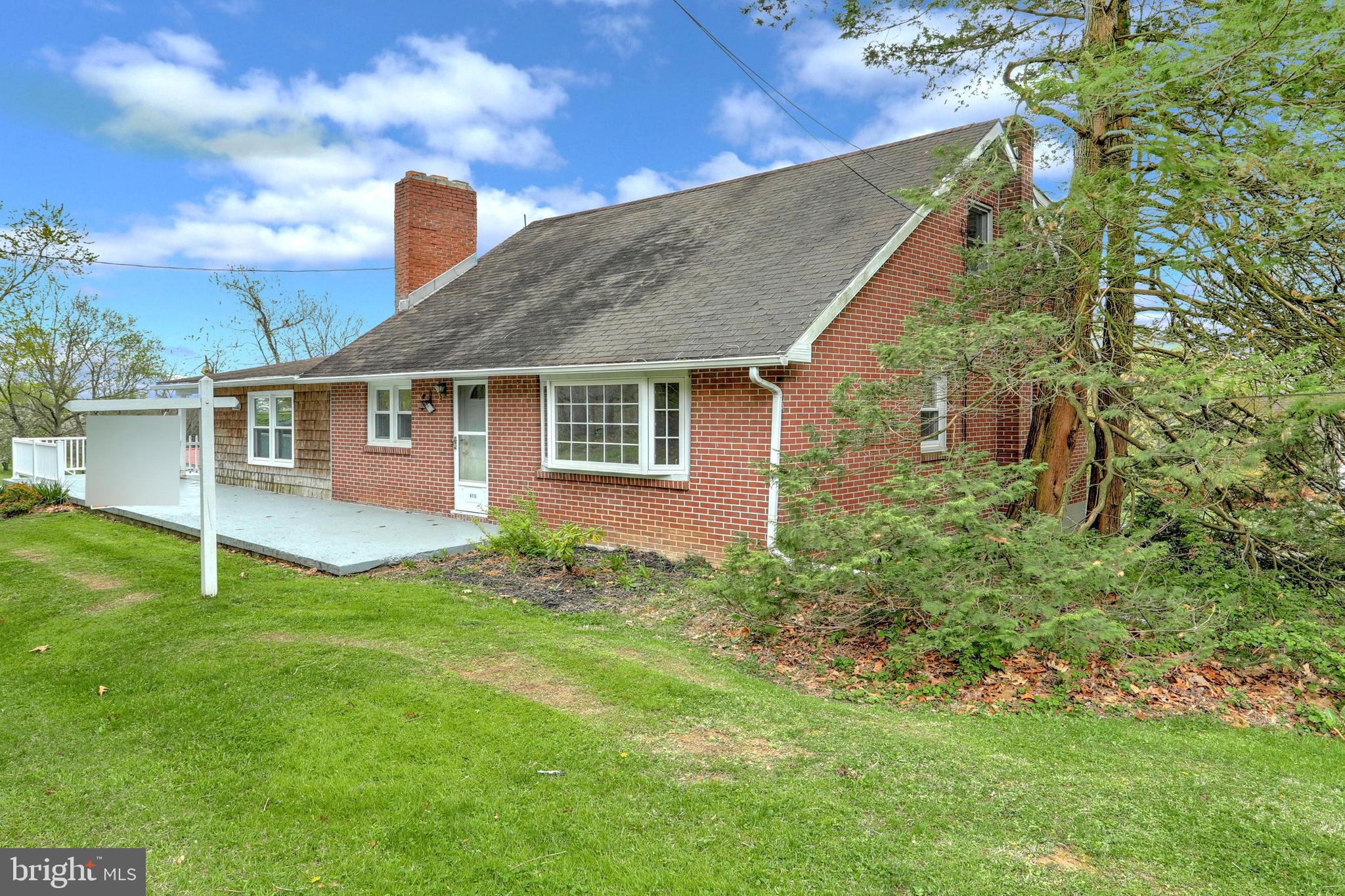 4715 Fake Road York, PA 17406 - Photo 31 of 65 Brick Cape Cod