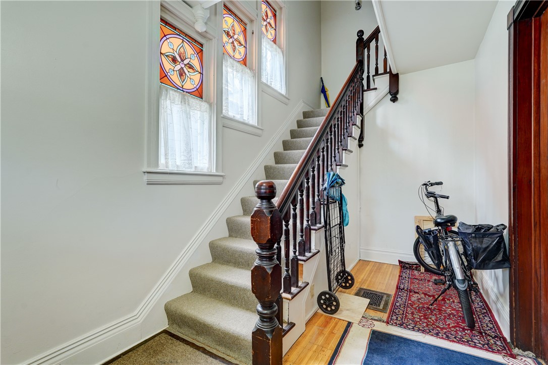 28 Rundel Park Rochester, NY 14607 - Photo 8 of 36