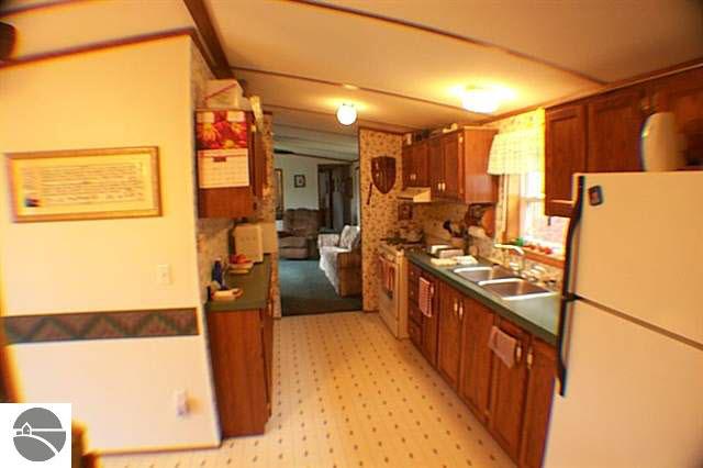 1985 Rau Road Alger, MI 48610 - Photo 4 of 20 1752728-3.JPG