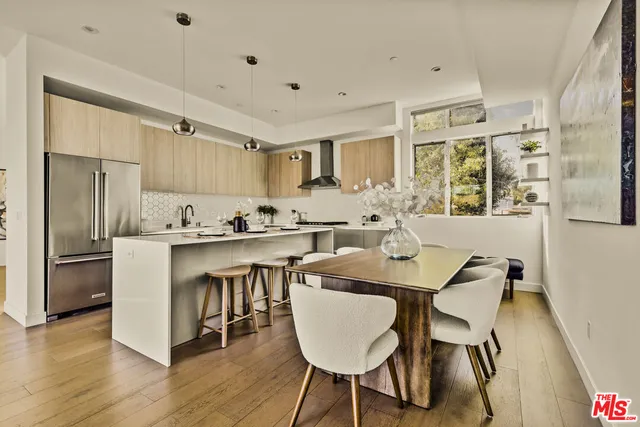 $1,650,000 | 3109 South Dakota Drive, Los Angeles, CA 90034