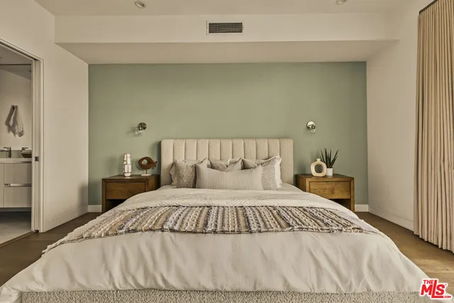 $1,650,000 | 3109 South Dakota Drive, Los Angeles, CA 90034