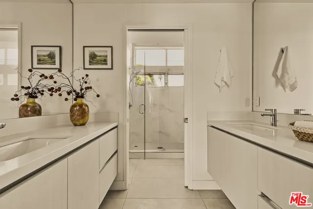 $1,650,000 | 3109 South Dakota Drive, Los Angeles, CA 90034