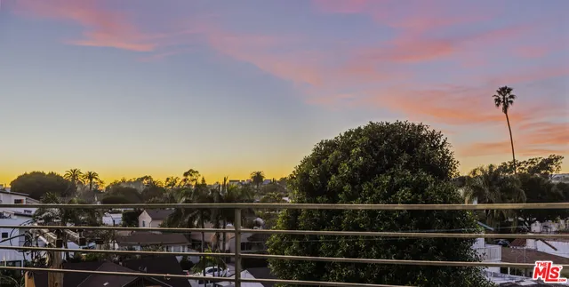 $1,650,000 | 3109 South Dakota Drive, Los Angeles, CA 90034