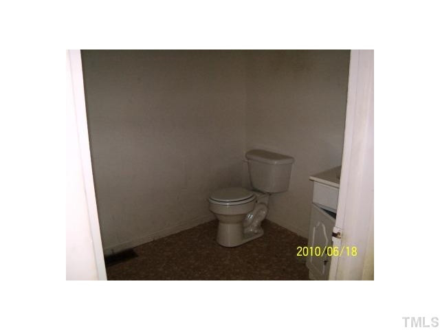 100 Blanchard Street Raleigh, NC 27603 - Photo 7 of 12 Half Bath