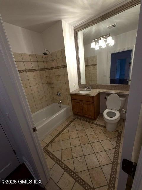 124 Ritch Avenue West, Unit B201 Greenwich, CT 06830 - Photo 8 of 12 IMG_3427