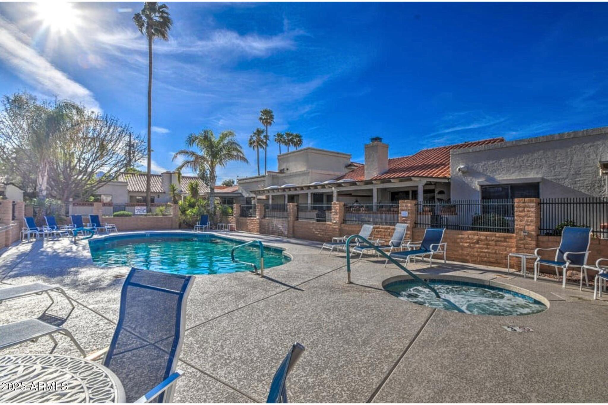 7653 East Vista Drive Scottsdale, AZ 85250 - Photo 17 of 21 19-photo-Amenities