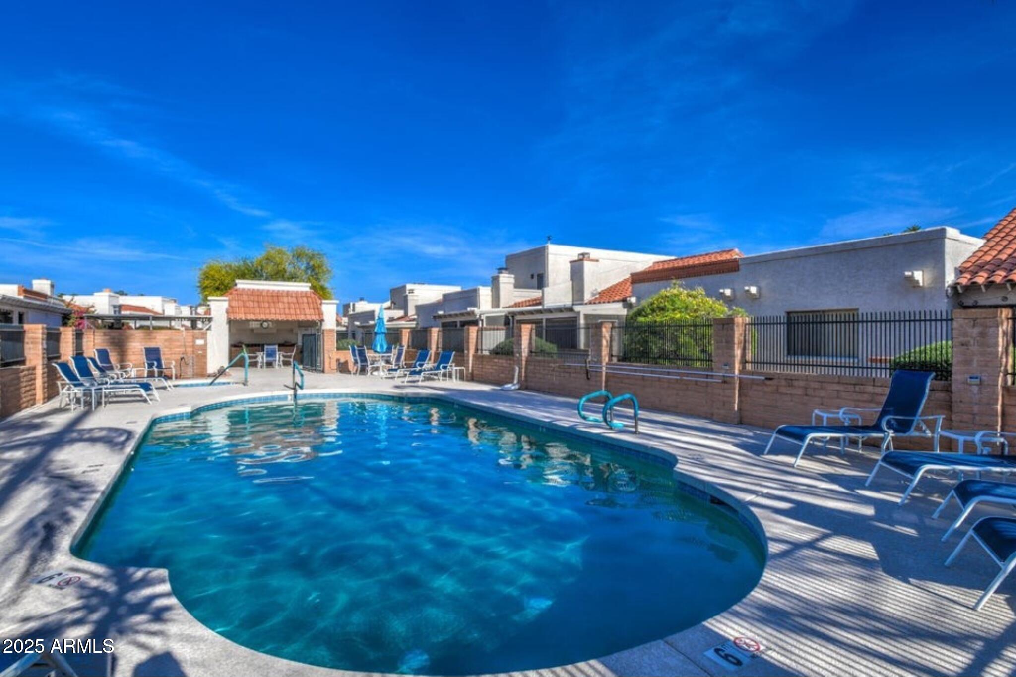 7653 East Vista Drive Scottsdale, AZ 85250 - Photo 19 of 21 21-photo-Amenities