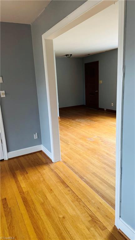 4905 Murray Road Winston-Salem, NC 27106 - Photo 5 of 7