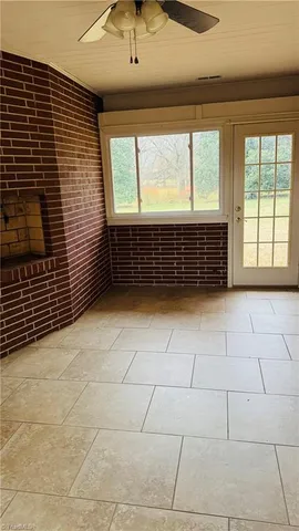 $1,750 | 4905 Murray Road, Winston-Salem, NC 27106