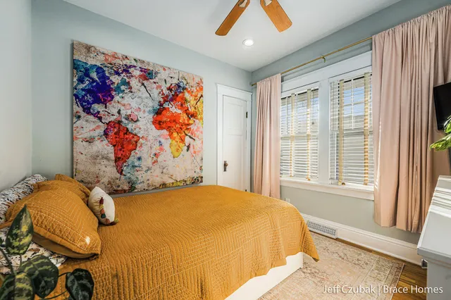 $289,000 | 612 Deming Street Southeast, Grand Rapids, MI 49507