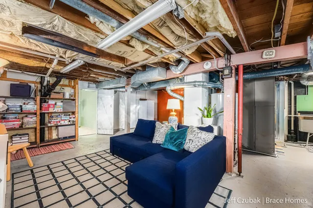 $289,000 | 612 Deming Street Southeast, Grand Rapids, MI 49507