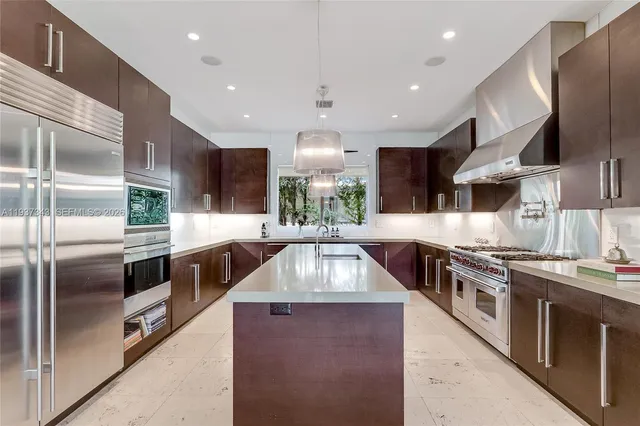 $17,950,000 | 3835 Carole Court, Miami, FL 33133