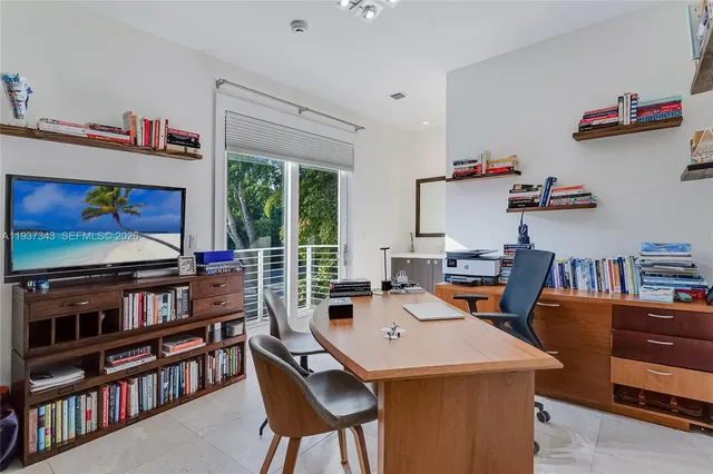 $17,950,000 | 3835 Carole Court, Miami, FL 33133