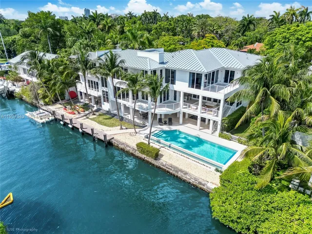 $17,950,000 | 3835 Carole Court, Miami, FL 33133
