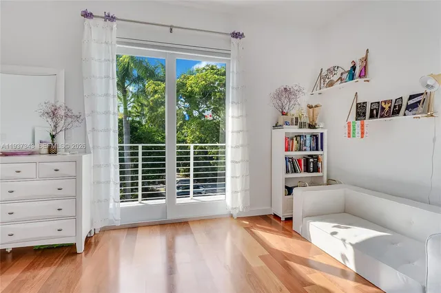 $17,950,000 | 3835 Carole Court, Miami, FL 33133