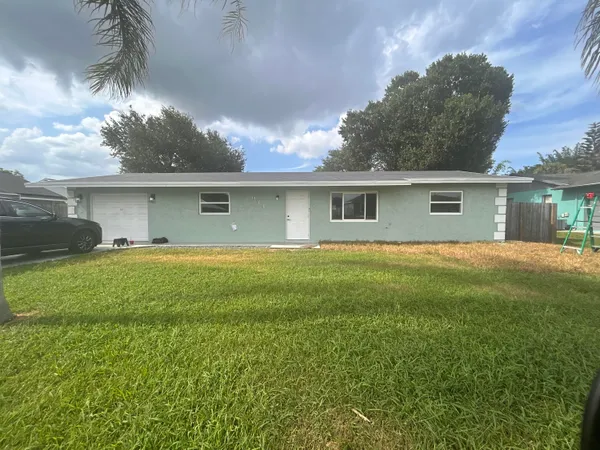 $2,700 | 933 Southwest Dalton Avenue, Port St. Lucie, FL 34953