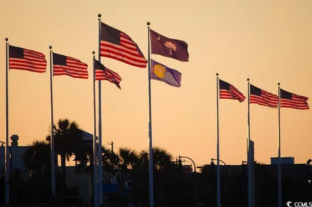 $400,000 | 632 12th Avenue South, Myrtle Beach, SC 29577