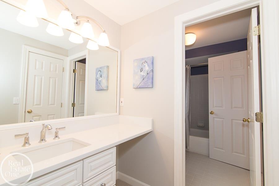 6376 Peach Tree Court Rochester Hills, MI 48306 - Photo 21 of 27