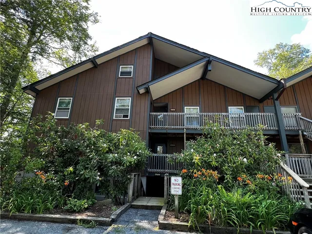 $310,000 | 1491 Sugar Mountain Drive, Unit 44, Sugar Mountain, NC 28604