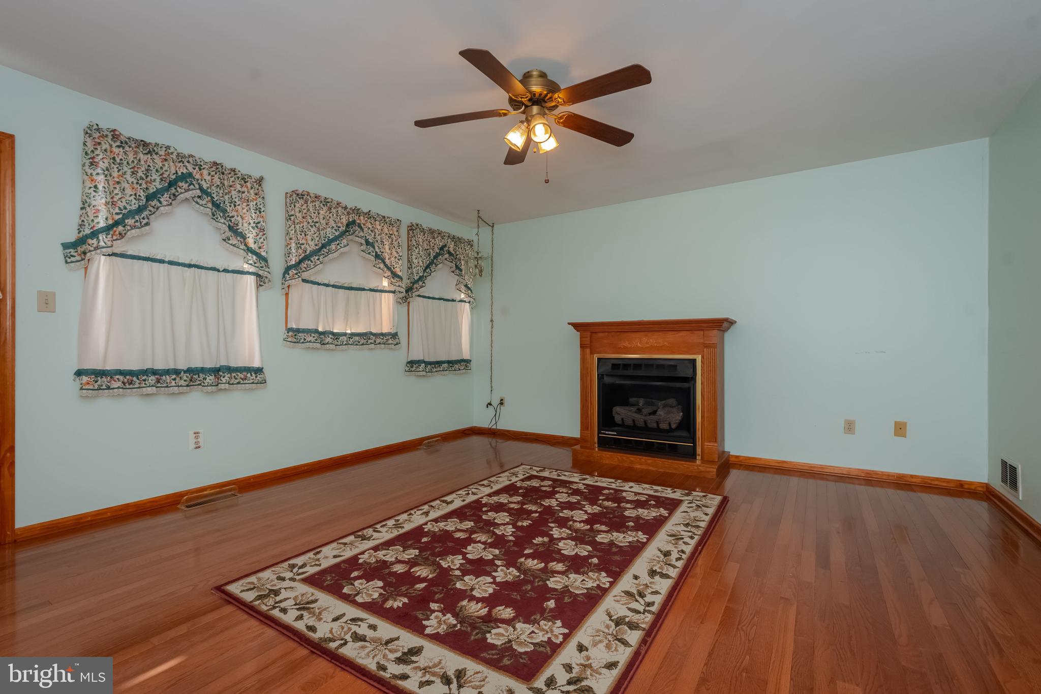 401 Rugby Avenue Brooklyn, MD 21225 - Photo 17 of 55 Gallery Image 17